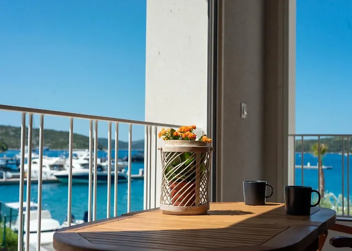 Luxury Seaview Apartment - Mare